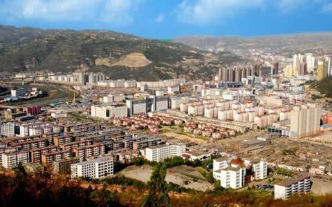 山西风情,小明探寻家乡味道的温馨之旅