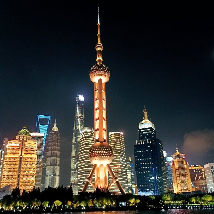 漫步上海,探寻东方韵味与西方魅力的交融之城